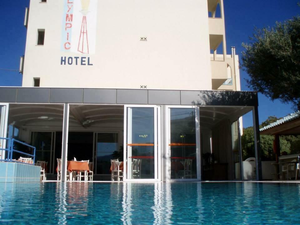 Olympic Hotel Kárpatos Exterior foto